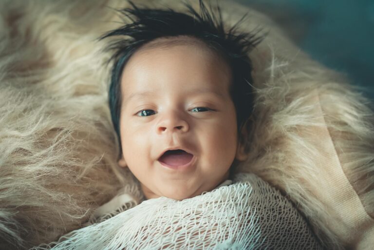 Combination Weaning: Mixing Purees and Finger Foods